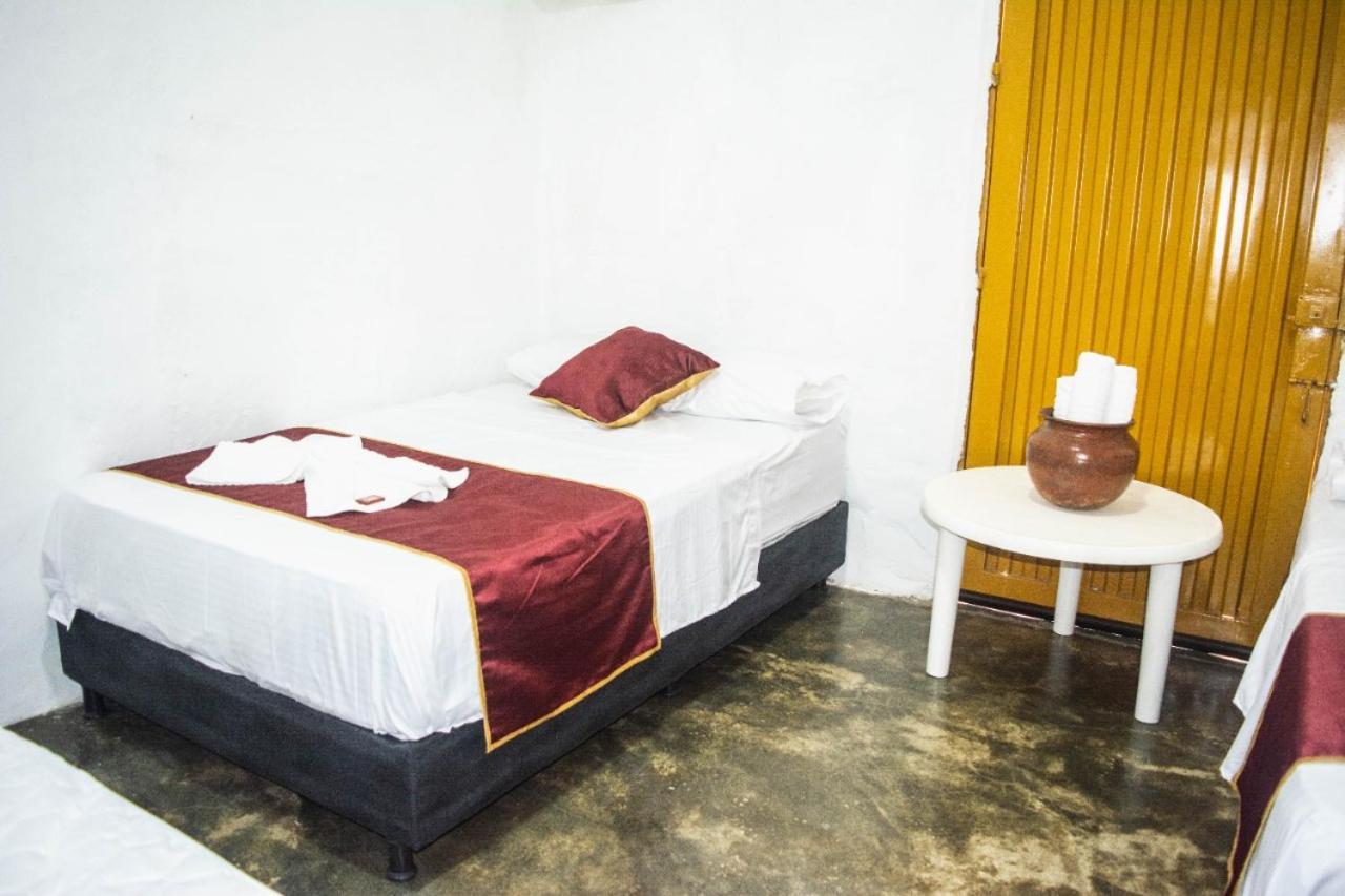 Hostel Tatacoa Villavieja Eksteriør bilde