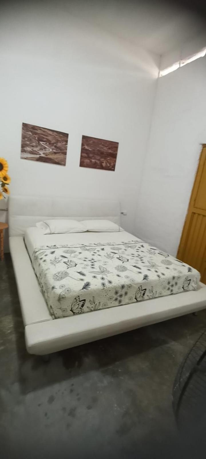 Hostel Tatacoa Villavieja Eksteriør bilde